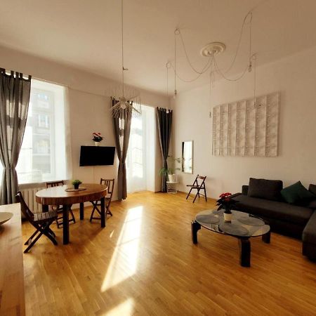 Przytulne Apartamenty W Centrum Warszawy Lok 2 Варшава Экстерьер фото