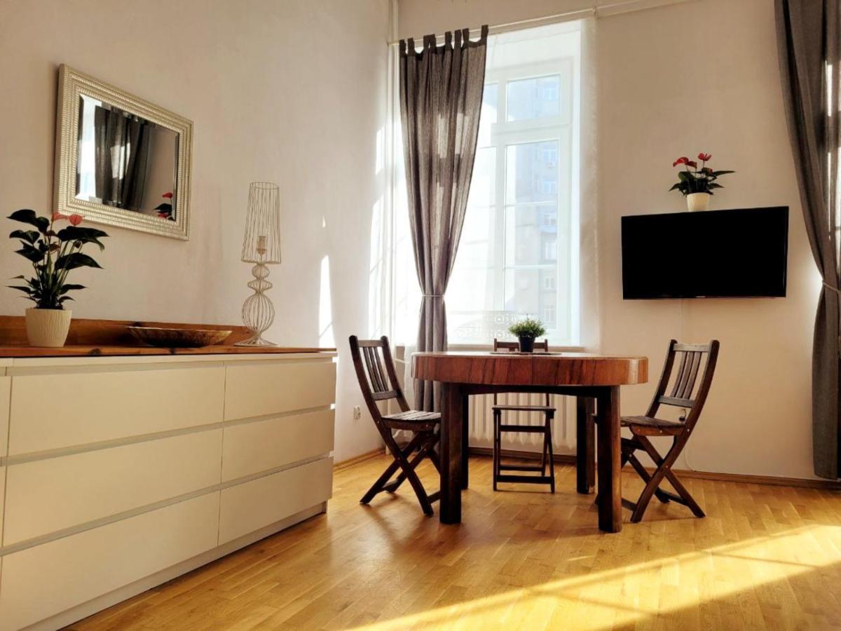 Przytulne Apartamenty W Centrum Warszawy Lok 2 Варшава Экстерьер фото